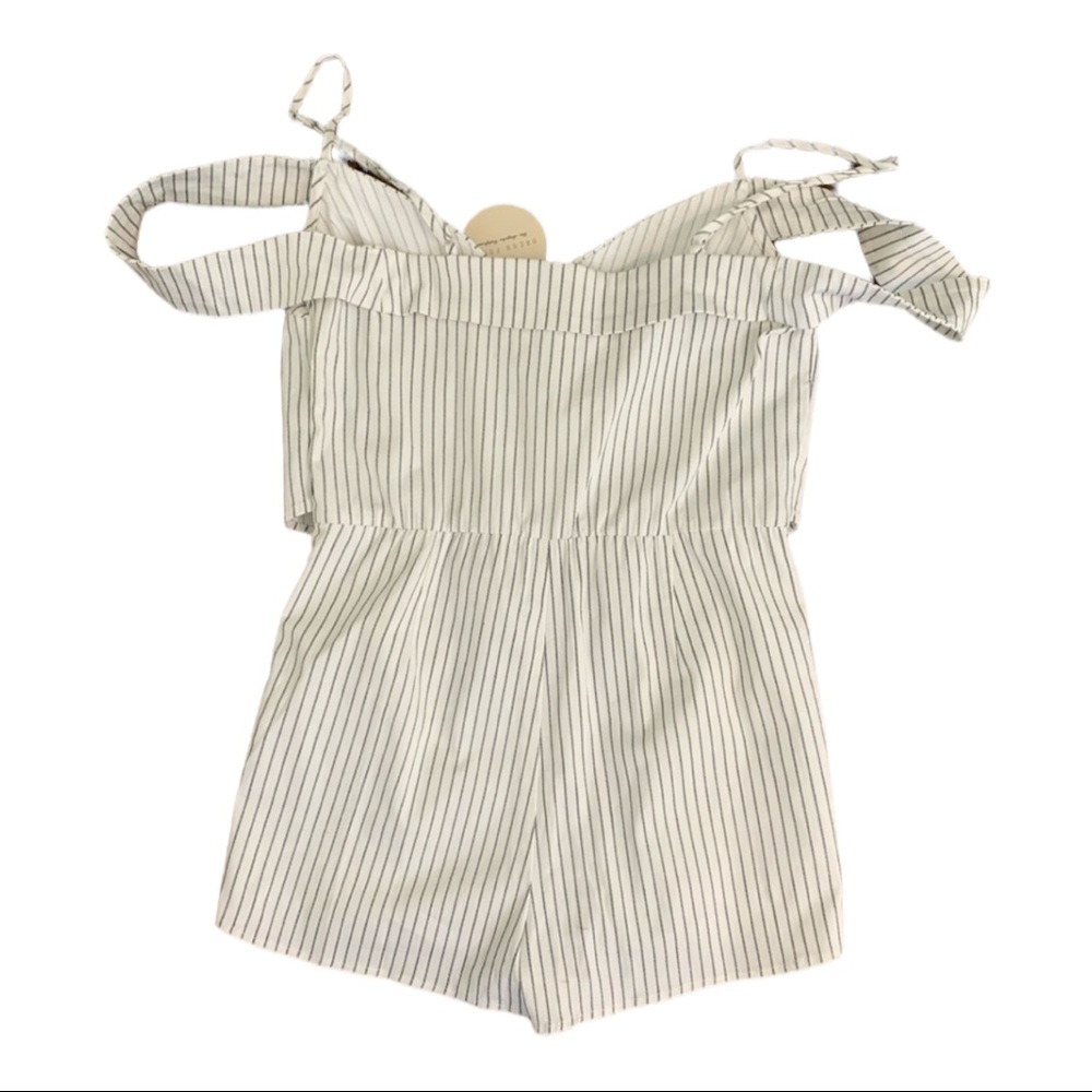 NWT Dress Forum Striped Cotton Romper - Sz M - Picture 4 of 7